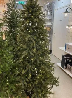 Eglo - LED Joulupuu 210 Cm 280xLED/0,06W/30/230V IP44 -Talo ja puutarha myymälä eglo 410909 led joulupuu minnesota 210 cm 280xled 0 06w 30 230v ip44 img eg410909 3 fd 11